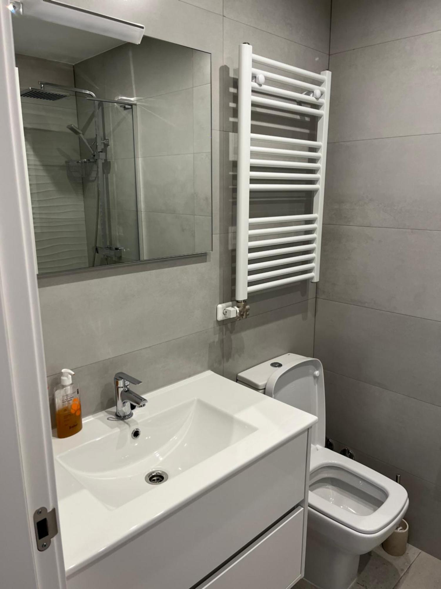 Apartamento Puerta De Burgos Vut09605 المظهر الخارجي الصورة
