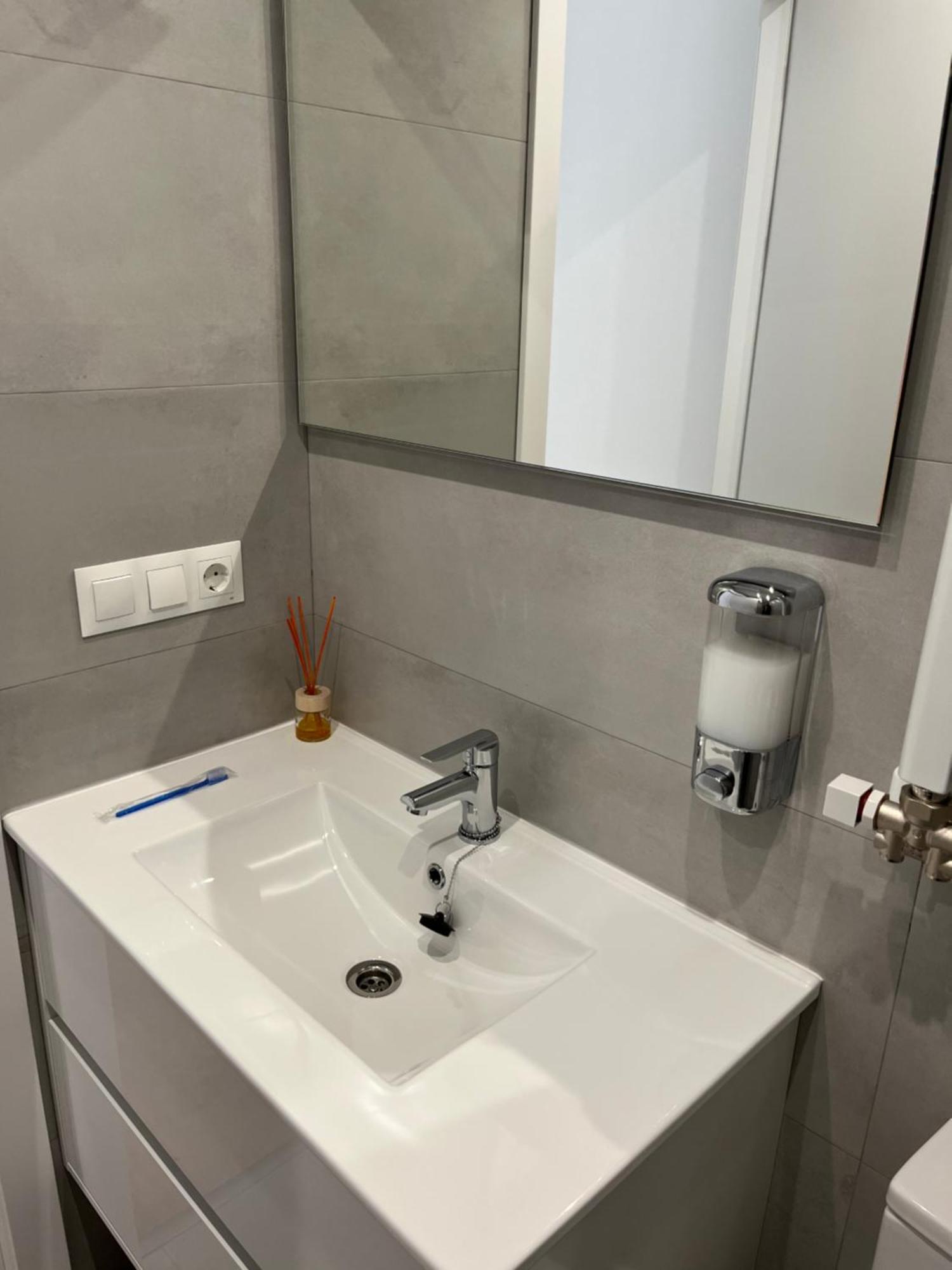 Apartamento Puerta De Burgos Vut09605 المظهر الخارجي الصورة